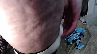 دونسكايز المعلمة الطويلة الممتلئة في لعب دور في عطلة الربيع