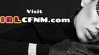 CFNM amatőr csaj 18+ létrán szopja a szerelő farkát