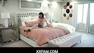 Ксфам-пасынок берет власть как хозяин дома