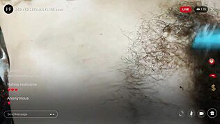 Perversyjny rodzinny livestream z owłosioną cipką Liny w kinky akcji