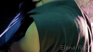 एलेना रॉस को रशियन रेडहेड बड़े बूब्स वाली ने पब्लिक कार में बेंट ओवर किया