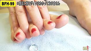 Japán Amatőr Lebukott Kukkoló Kamerán a WC-ben Szoknya Alatt