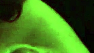 คูการแก่โดนเย็ดหนาลึก อาเจียนและหายใจไม่ออกก่อนกลืนทั้งหมด