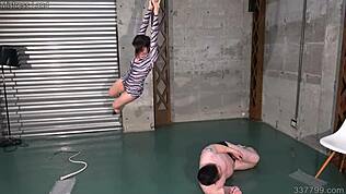 おい、ミカコ女王様の生トイ調教準備いい？