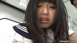 Ngentot dia keras di stasiun kereta bawah tanah umum, huh?