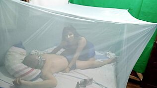 Noč fantazije z sosedi latinsko milf kurbo z velikim rittom trdo jebe na trgu