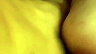 Feleség megcsalja férjét nagy fekete farokkal