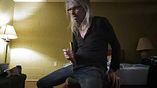 Ladyboy Verrast Als Hete Gay Jongen In Wilde Anale Actie