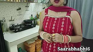 Bhabhi safada curte sexo quente com devar na cozinha