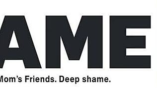 Matura sposata seduce un giovane con un desiderio incontrollabile