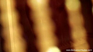 Chica bollywood baila desnuda