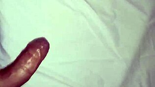 Έντονη Shemale Ρουφάει Μεγάλο Μαύρο Καυλί