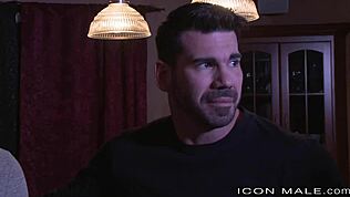 बड़ा सेक्सी हेयरी हंक बार के बाद बॉयफ्रेंड को छोड़कर रफ एनल के लिए तैयार