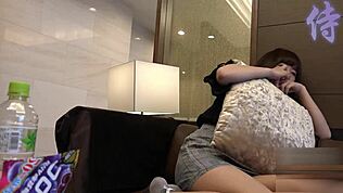 เฮ้ อยากดูสาวเอเชียหื่นๆ ในแอคชั่นเฮ็นไตมั้ย?