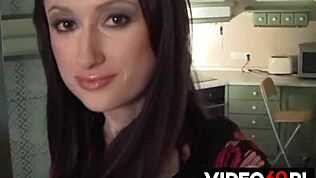 польское порно - кася зовет на кухонное соло