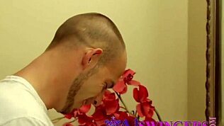 超大规模换妻群交彻底失控，房间里高潮不断！