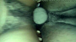 مشبعش من منحنياتها السمراء منحنية قدامي