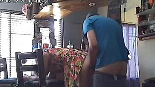 โอ๊ย! สปายแคมจับได้สามีฉันนอกใจกับสาวอายุ 24!