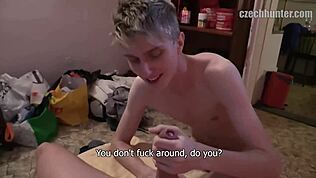 يا صديقي، جربوا تقليب شرجك بعمق؟ اللوطي أحسن من الطبيعي مع بيجستر؟