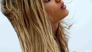 Milf italiana Francy Torino luce cuerpo perfecto al aire libre