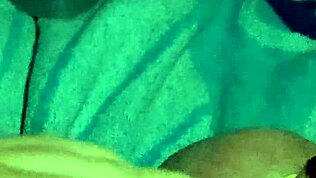 Ифослејв експериментише са гуменим тракама у тесном везивању!