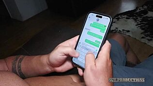 Milf leneșă cu tatuaje se îneacă pe pulă mare!