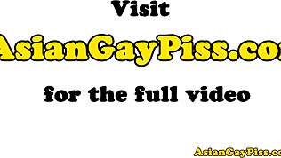 J’adore baiser sans capote avec des minets adeptes de jeux d’eau, tu vois ?