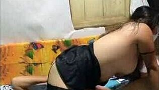 Nevlastná sestra intenzívne cucá chuj!