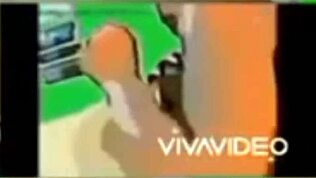 היי, תראו את הסקס טייפ הפרודיה הפרוע של ג'אדה פיירס עם פלוץ קאם