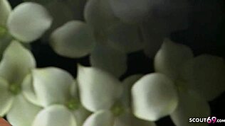 Asiatică matură Kim Tao futută tare la salon de masaj