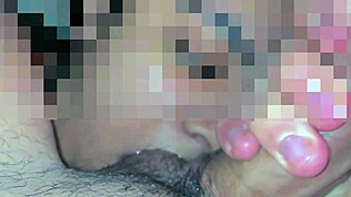 Wow, ik vind het geil om in haar mond klaar te komen!