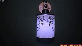 यार, मेरी आलसी बीवी ने बिजनेस ट्रिप पर जाते समय घर पर दूसरे मर्द को बुलाया और चुदवाया! 😡