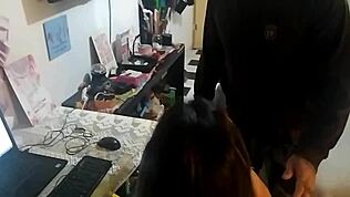 Sarışın MILF Ev Ofisinde Canavar Yarrağı Alıyor, Brezilyalı Erkeğin Onu Sert Sikmesini Arzuluyor