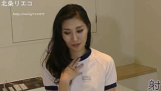 Hej, hočeš videti to tokijsko kurbo, ki dobi creampie?