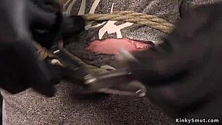 สาวเอเชียhogtieมัดแน่นโดนของเล่นทรมานจับคอยัดปากลึกดุเดือดบ้าไปแล้ว!