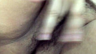 Cewek Filipina Perlihatkan Memek Asia Ketatnya