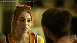 דדי מגונן לא יכול לעמוד בפני הקסם של לילי לארימר במפגש טאבו