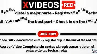 Zvrhlý otčím šuká mladou 18+ v obýváku, žena je málem chytí