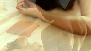 Scène romantique africaine qui devient une action anale interracial torride. Tu gères ?