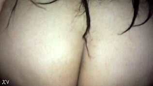 BBW Latina showt rondingen die om aandacht schreeuwen. Kun jij al dat dikke, sappige lijf aan?