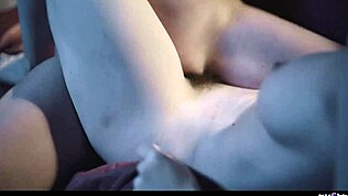 อดไม่ได้กับสาวร้อนวัยรุ่น เลสเบี้ยนเปียกชุ่ม