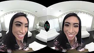 Küçük 18+ Asyalı Ember Snow Dar Tıraşlı Amına Oyuncak Kullanıyor Solo Gerçek Sahne