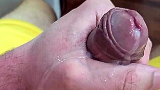 एक्सोटिक ब्राजीलियन नेबर टीजेस सोलो होममेड क्लिप में। क्यूट एंड सेक्सी वाइब्स!