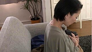 โย ว้าว! ดูสาวเอเชียนเลียหีและดูดควยสุดมันส์เลย