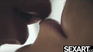 Se Storslåede Blonde Lesbiske Fortære Våd Fisse Tæt På