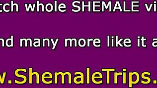 Trans si fa succhiare il cazzo duro in azione ad alta definizione! Cavolo sì!