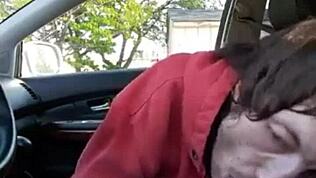 เคยดูดเพื่อนสองครั้งในรถเพื่อความสนุกเหนอะเหนอะไหม?