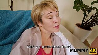 Két orosz kurva osztozik egy kemény faszon