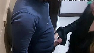 Hei, kassaneiti sai kovaa panemista varastossa eilen illalla, tiedäthän?