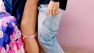 นักเรียนเม็กซิกันเย็ดแม่บ้านทำความสะอาดในท่าเฟี้ยวทุกแบบ